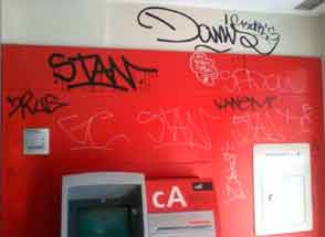 graffitis-cajero